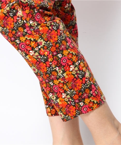 BEAMS LIGHTS Women's（ビームスライツ ウィメンズ）の「□BEAMS LIGHTS / リバティプリント 細コールパンツ（その他パンツ・レディース・オレンジ/ネイビー・36/38）」の8枚目の写真