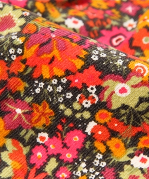 BEAMS LIGHTS Women's（ビームスライツ ウィメンズ）の「□BEAMS LIGHTS / リバティプリント 細コールパンツ（その他パンツ・レディース・オレンジ/ネイビー・36/38）」の10枚目の写真