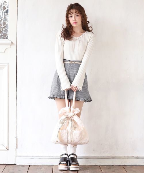 one after another NICE CLAUP（ワンアフターアナザーナイスクラップ）の「ライン入り厚底サンダル（サンダル・レディース・ブラック・SMALL/MEDIUM/LARGE）」の4枚目の写真