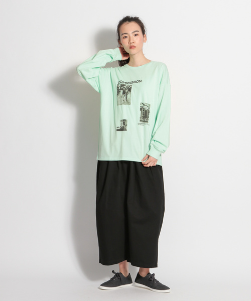 niko and...（ニコアンド）の「モノクロフォトプリントプルオーバー（Tシャツ/カットソー・レディース・オフホワイト/ライトグリーン・MEDIUM/LARGE）」の4枚目の写真