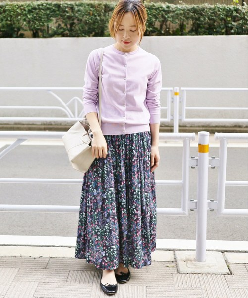 La TOTALITE（ラトータリテ）の「EMIL クルーネックカーディガン【手洗い可能】◆（カーディガン/ボレロ・レディース・ブラウン/アイボリー/パープル/イエロー・FREE）」の7枚目の写真