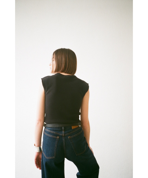CLANE(クラネ)の「NO SLEEVE THERMAL TOPS(Tシャツ/カットソー・レディース・ホワイト/ブラック/ベージュ・1/2)」の7枚目の写真