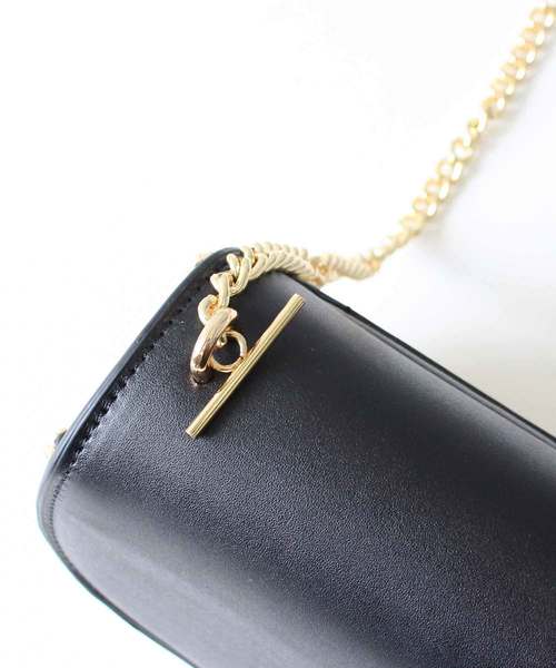 MODE ROBE（モードローブ）の「ペーパー×チェーンバッグ（ショルダーバッグ・レディース・ホワイト/ブラック/ベージュ・FREE）」の4枚目の写真