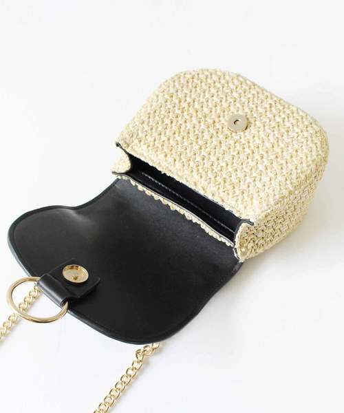 MODE ROBE（モードローブ）の「ペーパー×チェーンバッグ（ショルダーバッグ・レディース・ホワイト/ブラック/ベージュ・FREE）」の7枚目の写真