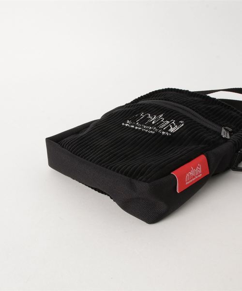 Manhattan Portage（マンハッタンポーテージ）の「Brisbane Moss Fabric City Light Bag（ショルダーバッグ・メンズ・ブラック/マルチ・X-SMALL）」の4枚目の写真