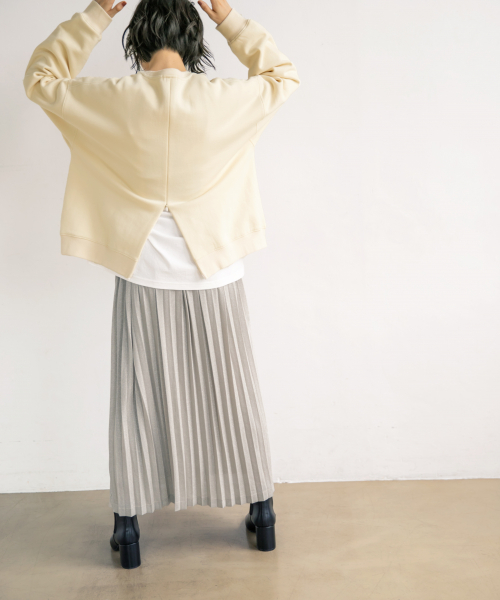 LOWRYS FARM（ローリーズファーム）の「ウラケクルーＺＩＰプルオーバー　855444（Tシャツ/カットソー・レディース・アイボリー/パープル系その他/ブラック/ブラウン/ミント/モカ・FREE）」の13枚目の写真