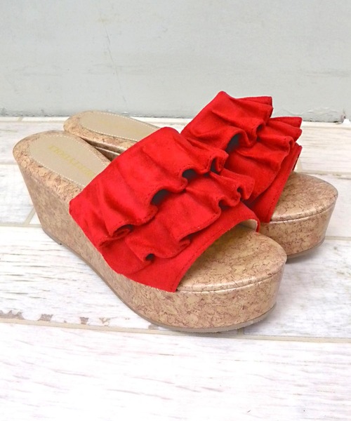 LibertyDoll(リバティードール)の「Liberty Doll / 厚底ウエッジヒールフリルサンダル(5528)(サンダル・レディース・ブラック/ベージュ/マスタード/レッド・LL/S/M/L)」の4枚目の写真