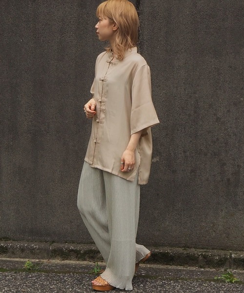 tiptop（ティップトップ）の「2020SS　サテンBIGチャイナシャツ（シャツ/ブラウス・レディース・オフホワイト/モカ/ブラック/ベージュ・FREE）」の19枚目の写真