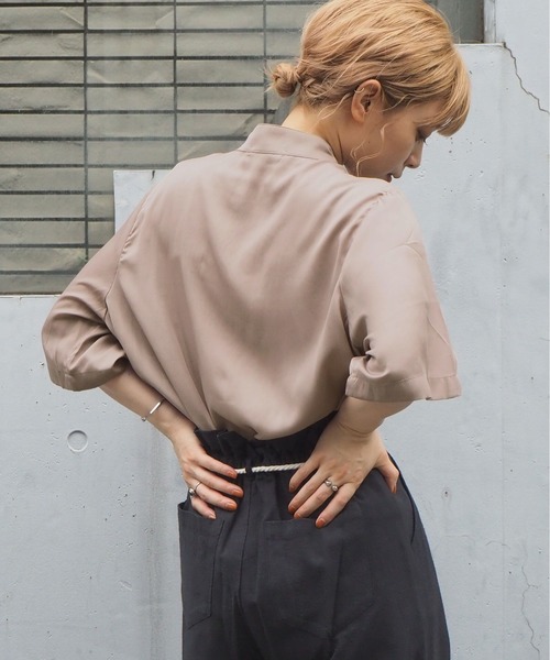 tiptop（ティップトップ）の「2020SS　サテンBIGチャイナシャツ（シャツ/ブラウス・レディース・オフホワイト/モカ/ブラック/ベージュ・FREE）」の22枚目の写真