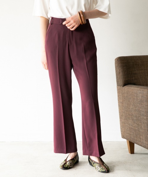 LOWRYS FARM(ローリーズファーム)の「カラーフレアパンツ 892044(その他パンツ・レディース・チャコールグレー/レッド/イエロー/ブルー/アイボリー/ベージュ/ライトブルー/グリーン/ブルー系その他/ブラック・MEDIUM/LARGE/SMALL)」の11枚目の写真