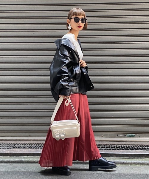 β　ベータ　プリーツデザイン　スカート β ベータ プリーツデザイン スカート
