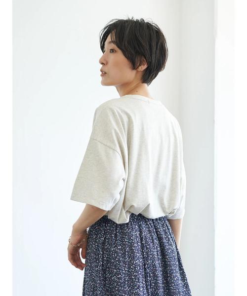 AMERICAN HOLIC(アメリカンホリック)の「ゆる半袖カットプルオーバー *(Tシャツ/カットソー・レディース・ブラック/パープル/グレー/カーキ/ホワイト系その他/グレー系その他2/テラコッタ・M/L)」の19枚目の写真