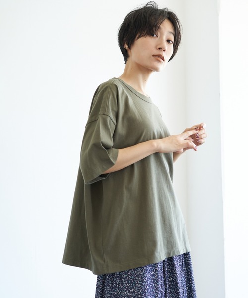 AMERICAN HOLIC(アメリカンホリック)の「ゆる半袖カットプルオーバー *(Tシャツ/カットソー・レディース・ブラック/パープル/グレー/カーキ/ホワイト系その他/グレー系その他2/テラコッタ・M/L)」の6枚目の写真