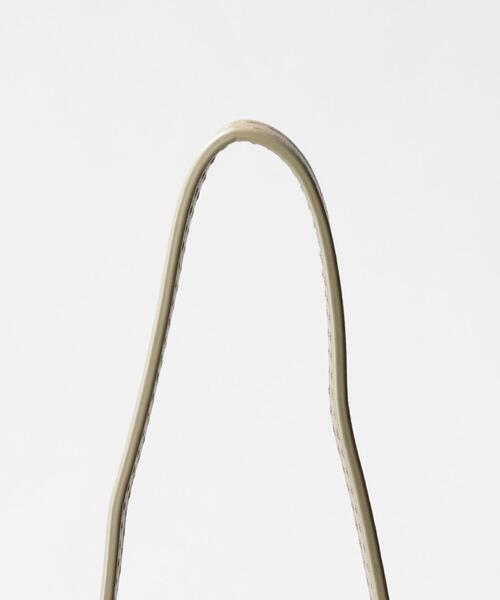 VASIC(ヴァジック)の「<VASIC>CITY MINI MINIレザーショルダーバッグ Ψ(ショルダーバッグ・レディース・ブラック/ベージュ・FREE)」の7枚目の写真