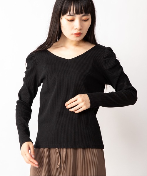 Mysa&Liina(ミーサリーナ)の「パワショルリブトップス(Tシャツ/カットソー・レディース・ブラック/オフホワイト/グレイッシュベージュ/テラコッタ・M)」の11枚目の写真