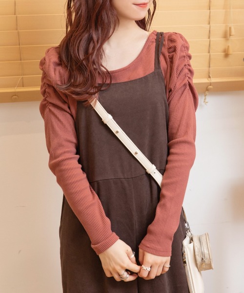 Mysa&Liina(ミーサリーナ)の「パワショルリブトップス(Tシャツ/カットソー・レディース・ブラック/オフホワイト/グレイッシュベージュ/テラコッタ・M)」の22枚目の写真