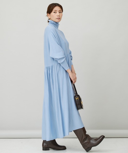 Curensology(カレンソロジー)の「Curensology(カレンソロジー)/ウールハイネックギャザーワンピース(ワンピース・レディース・ブラック/チャコールグレー/カーキ/ピンク/レッド/ブルー系その他/アイボリー/ピンク系その他/ベージュ/ブルー/イエロー/ライトブルー/ブラウン/ネイビー/オリーブ/ライトブラウン/パープル/モカ/ピンク系/トップグレー/セージグリーン/ブルー系/オフホワイト/グレー/ボルドー/ライトピンク/ライトベージュ・FREE)」の19枚目の写真