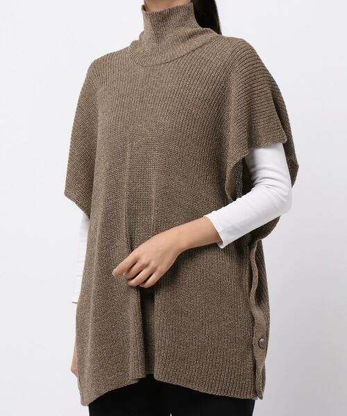 DouDou（ドゥドゥ）の「ニット2WAYポンチョストール（ストール/ショール・レディース・チャコールグレー/ブラウン/ベージュ・FREE）」の7枚目の写真