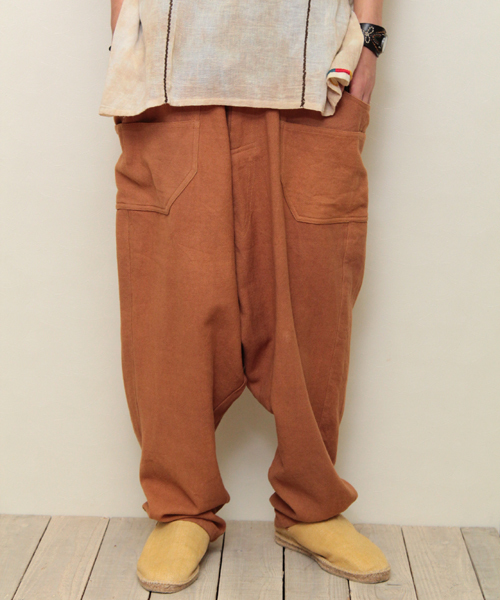 チャイハネ(チャイハネ)の「【チャイハネ】シンプルMEN'Sサルエルパンツ(その他パンツ・メンズ・ブラック/ブラウン/グリーン/ターコイズブルー/ホワイト/ベージュ/ライトグリーン/イエロー/オレンジ/カーキ・FREE)」の4枚目の写真