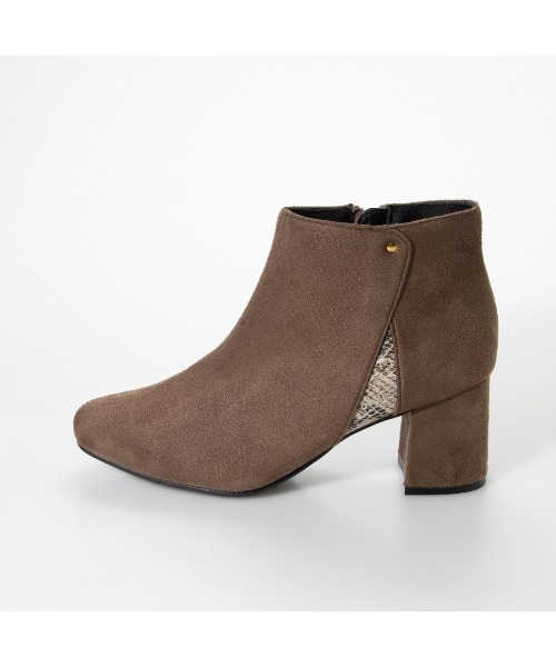 Elvis Luce（エルビスルーチェ）の「ElvisLuce(エルビスルーチェ) チャンキヒールスクエアトゥ ショートブーツ（ブーツ・レディース・ブラック/ブラウン/ブラック系その他・LL/S/M/L）」の10枚目の写真