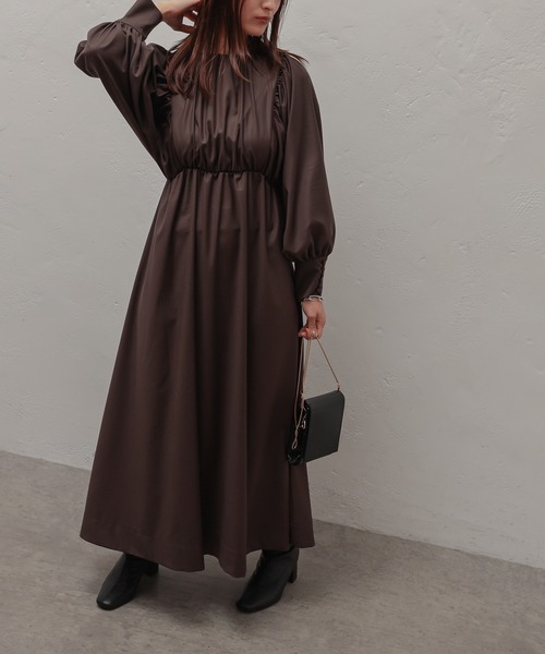 natural couture（ナチュラルクチュール）の「【大人ナチュ】前後2WAYボリュームスリーブワンピース（ワンピース・レディース・ベージュ/ブラウン/オフホワイト・FREE）」の10枚目の写真