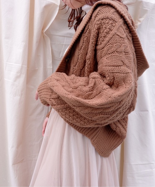 sakishimatokyo（サキシマトーキョー）の「【ZOZO限定】サキシマamp「フードツキケーブルアミニットカーディガン」（カーディガン/ボレロ・レディース・ブラック/ブラウン/オフホワイト/ピンク/モカ・FREE）」の5枚目の写真