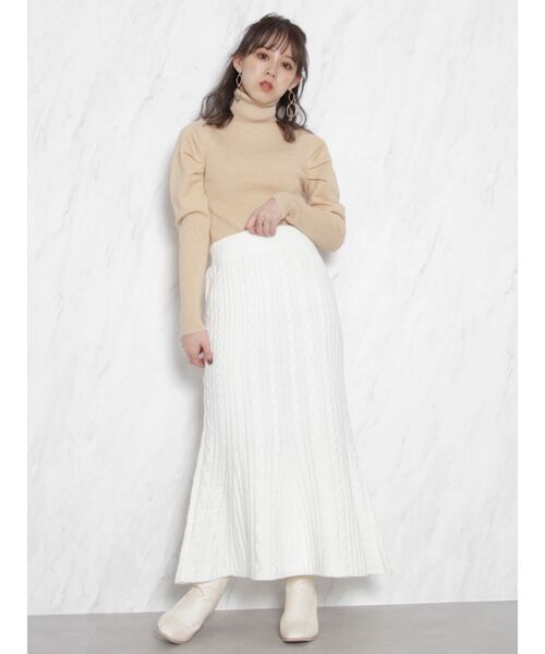 dazzlin（ダズリン）の「フロントタックタートルミットトップス（ニット/セーター・レディース・ブラック/ベージュ/ブラウン/グレー・FREE）」の9枚目の写真