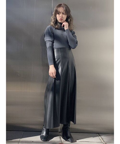 dazzlin（ダズリン）の「フロントタックタートルミットトップス（ニット/セーター・レディース・ブラック/ベージュ/ブラウン/グレー・FREE）」の10枚目の写真