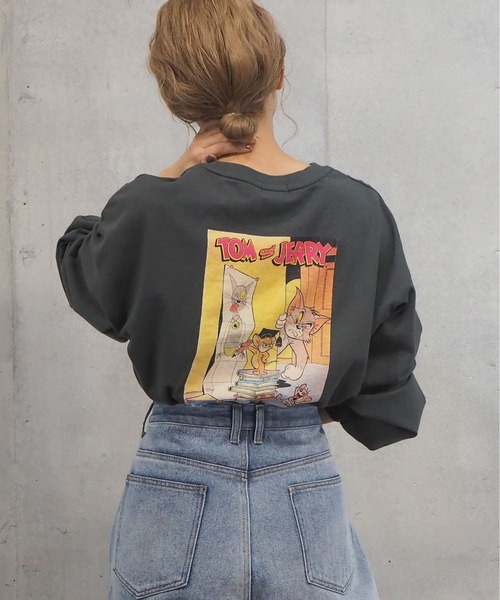 tiptop(ティップトップ)の「2021SS TOM & JERRY ロンT(Tシャツ/カットソー・レディース・ブラック/オフホワイト/ホワイト系その他/ブラック系その他/ホワイト系その他2/ブラック系その他2・FREE)」の6枚目の写真