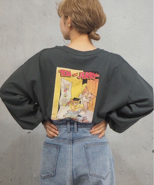 tiptop(ティップトップ)の「2021SS TOM & JERRY ロンT(Tシャツ/カットソー・レディース・ブラック/オフホワイト/ホワイト系その他/ブラック系その他/ホワイト系その他2/ブラック系その他2・FREE)」の18枚目の写真