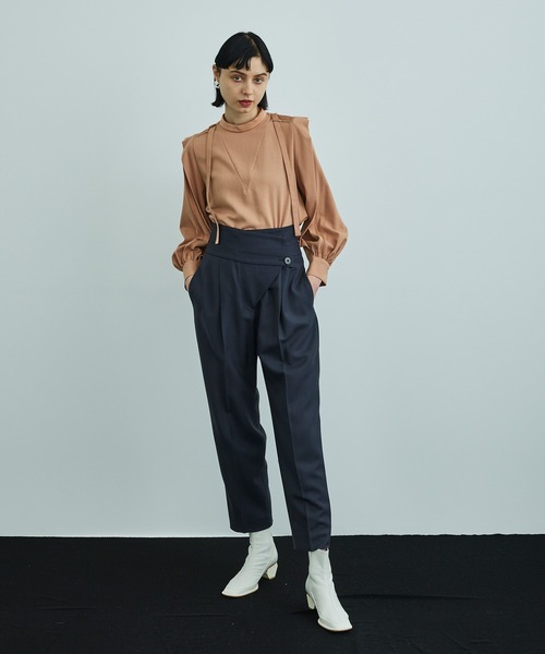 UNITED TOKYO(ユナイテッドトウキョウ)の「スライドスカーフブラウス(シャツ/ブラウス・レディース・ブラック/ベージュ/オレンジ/ブルー・0)」の15枚目の写真