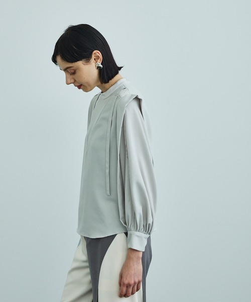 UNITED TOKYO(ユナイテッドトウキョウ)の「スライドスカーフブラウス(シャツ/ブラウス・レディース・ブラック/ベージュ/オレンジ/ブルー・0)」の17枚目の写真