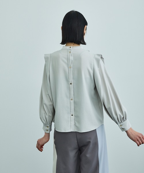 UNITED TOKYO(ユナイテッドトウキョウ)の「スライドスカーフブラウス(シャツ/ブラウス・レディース・ブラック/ベージュ/オレンジ/ブルー・0)」の20枚目の写真