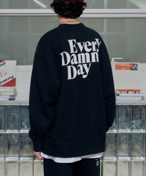 VIVASTUDIO（ビバスタジオ）の「KOMPAKT EVERY DAMN DAY
