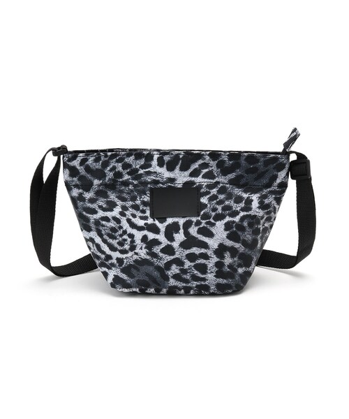 シアーリップ 舟形ショルダー SHOO・LA・RUE（シューラルー）の「◇舟形ショルダーバッグ