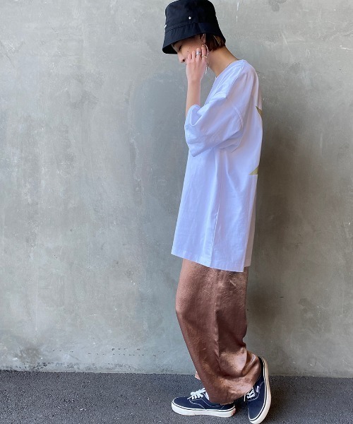 CONVERSE TOKYO（コンバーストウキョウ）の「[CONVERSE TOKYO/コンバーストウキョウ] 別注 スターバックプリントTシャツ（Tシャツ/カットソー・レディース・ホワイト/ブラック・4/3）」の8枚目の写真