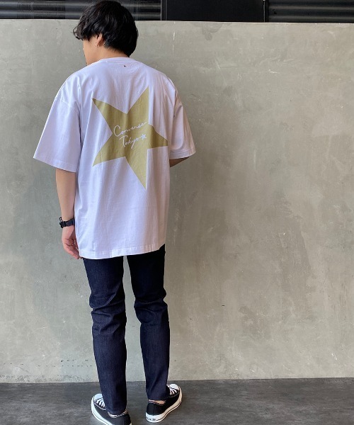 CONVERSE TOKYO（コンバーストウキョウ）の「[CONVERSE TOKYO/コンバーストウキョウ] 別注 スターバックプリントTシャツ（Tシャツ/カットソー・レディース・ホワイト/ブラック・4/3）」の9枚目の写真