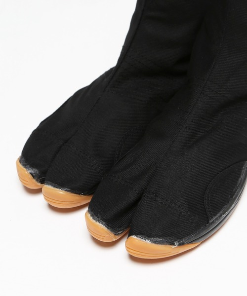 VANQUISH（ヴァンキッシュ）の「Kinjaz with VANQUISH AIR TABI（その他シューズ・メンズ・ブラック・27.0cm/26.0cm/28.0cm）」の2枚目の写真