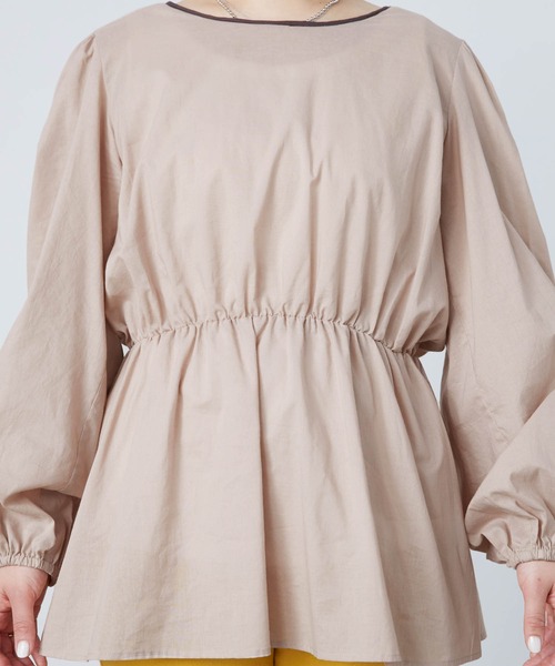 mikke（ミッケ）の「バックリボンパイピングボリュームスリーブブラウス（シャツ/ブラウス・レディース・アイボリー/グリーン/ベージュ・FREE）」の18枚目の写真