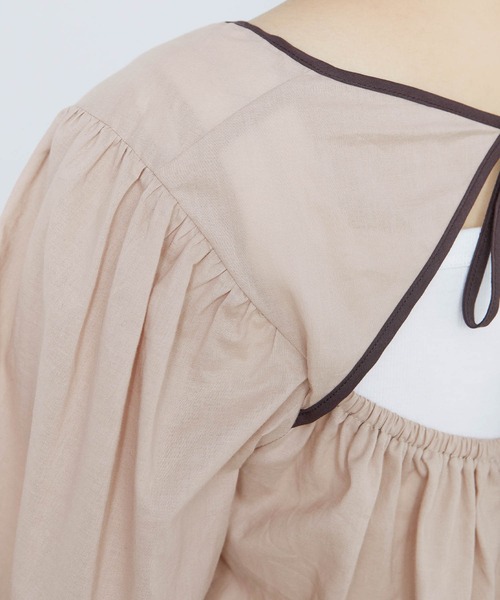 mikke（ミッケ）の「バックリボンパイピングボリュームスリーブブラウス（シャツ/ブラウス・レディース・アイボリー/グリーン/ベージュ・FREE）」の20枚目の写真