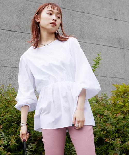 mikke（ミッケ）の「バックリボンパイピングボリュームスリーブブラウス（シャツ/ブラウス・レディース・アイボリー/グリーン/ベージュ・FREE）」の7枚目の写真