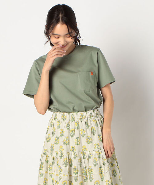 UNIVERSAL CHEMISTRY(ユニバーサルケミストリー)の「【UNIVERSAL OVERALL/ユニバーサルオーバーオール】NARROW CREW POCKET TEE #U2112206(Tシャツ/カットソー・レディース・ホワイト/ブラック/ベージュ/オリーブ・MEDIUM)」の4枚目の写真