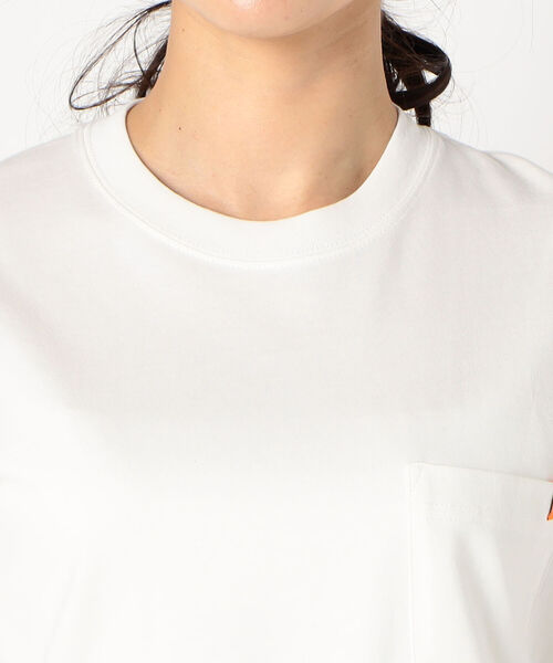 UNIVERSAL CHEMISTRY(ユニバーサルケミストリー)の「【UNIVERSAL OVERALL/ユニバーサルオーバーオール】NARROW CREW POCKET TEE #U2112206(Tシャツ/カットソー・レディース・ホワイト/ブラック/ベージュ/オリーブ・MEDIUM)」の8枚目の写真