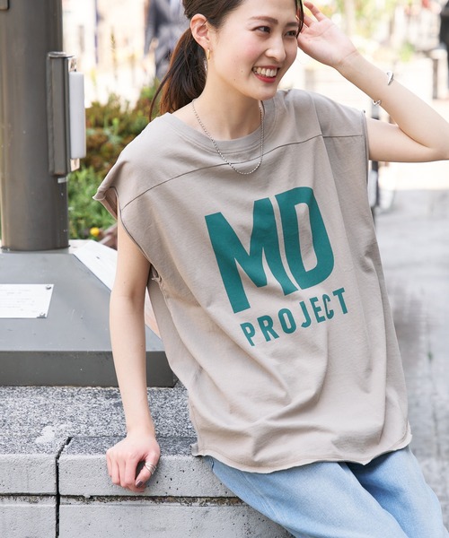 CIAOPANIC TYPY（チャオパニックティピー）の「切替ノースリーブビッグロゴTEE（Tシャツ/カットソー・レディース・ベージュ/チャコールグレー/アイボリー・ONE SIZE）」の3枚目の写真