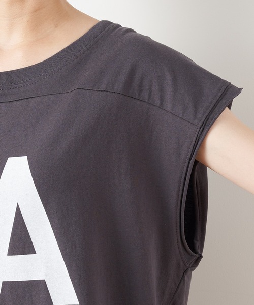 CIAOPANIC TYPY（チャオパニックティピー）の「切替ノースリーブビッグロゴTEE（Tシャツ/カットソー・レディース・ベージュ/チャコールグレー/アイボリー・ONE SIZE）」の19枚目の写真