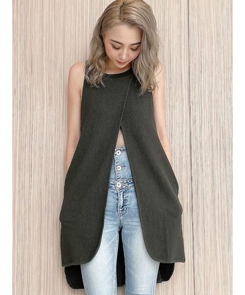 GYDA(ジェイダ)の「フロントスリットワッフルロングノースリーブTOPS(Tシャツ/カットソー・レディース・オフホワイト/ダークグリーン/キャメル・FREE)」の20枚目の写真