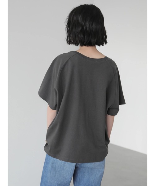 AMERICAN HOLIC（アメリカンホリック）の「ロゴラグランカットプルオーバー（Tシャツ/カットソー・レディース・オフホワイト/チャコールグレー/ライトベージュ・M/L）」の11枚目の写真