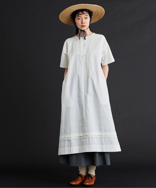 Malle（マル）の「malle コットン/リネン　刺繍スモックドレス（ワンピース・レディース・ホワイト/ホワイト×ブラック・FREE）」の4枚目の写真