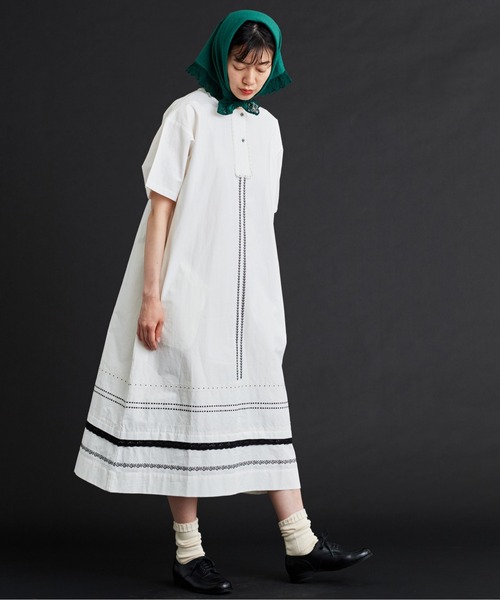 Malle（マル）の「malle コットン/リネン　刺繍スモックドレス（ワンピース・レディース・ホワイト/ホワイト×ブラック・FREE）」の17枚目の写真