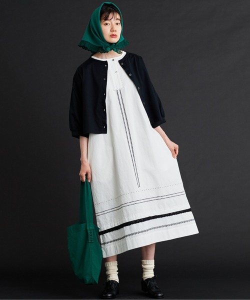 Malle（マル）の「malle コットン/リネン　刺繍スモックドレス（ワンピース・レディース・ホワイト/ホワイト×ブラック・FREE）」の22枚目の写真